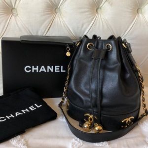 🌸FLASH SALE🌸CHANEL Caviar Bucket Bag